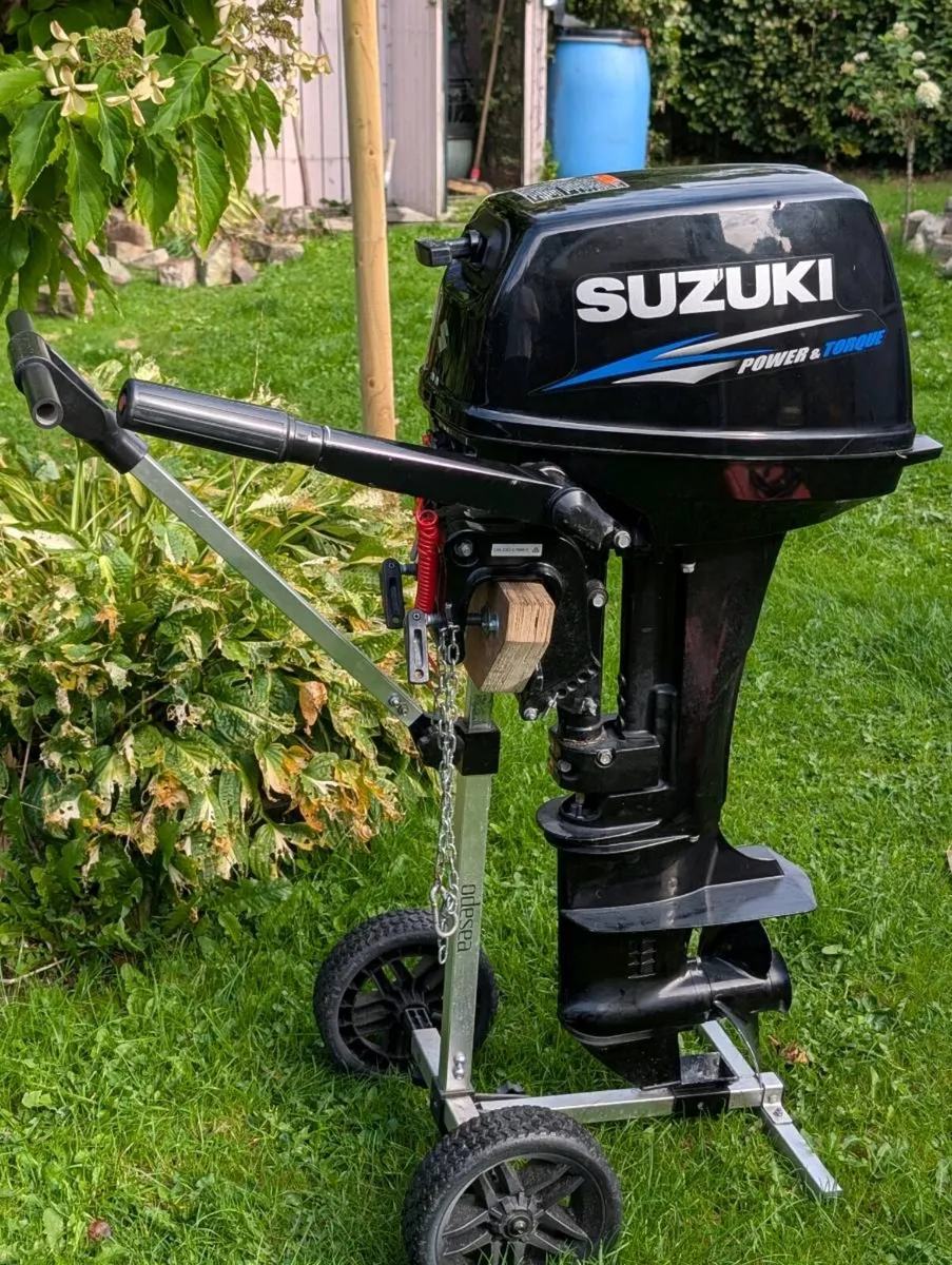 Suzuki 9.9 2 Stroke, short shaft Outboard Engine. - Image 2