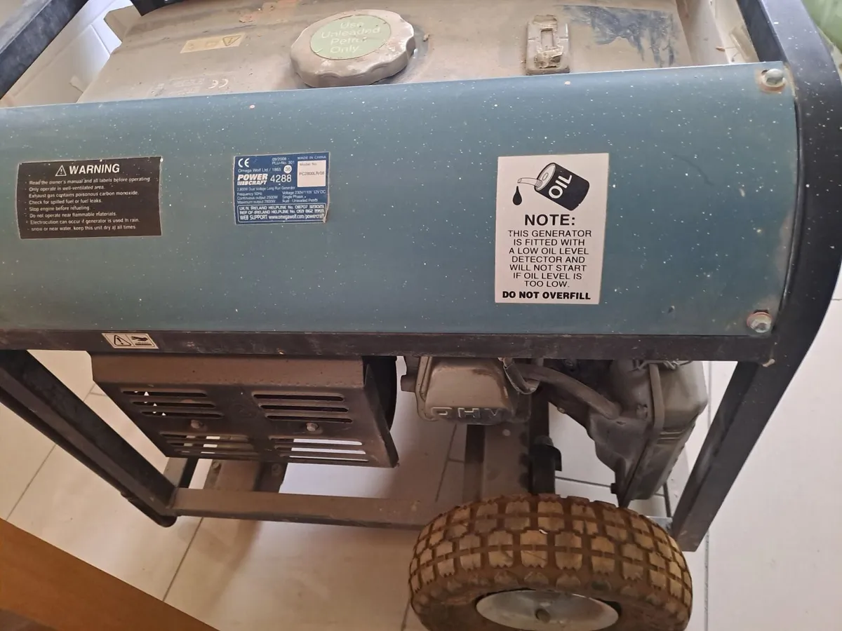 Petrol generator - Image 4