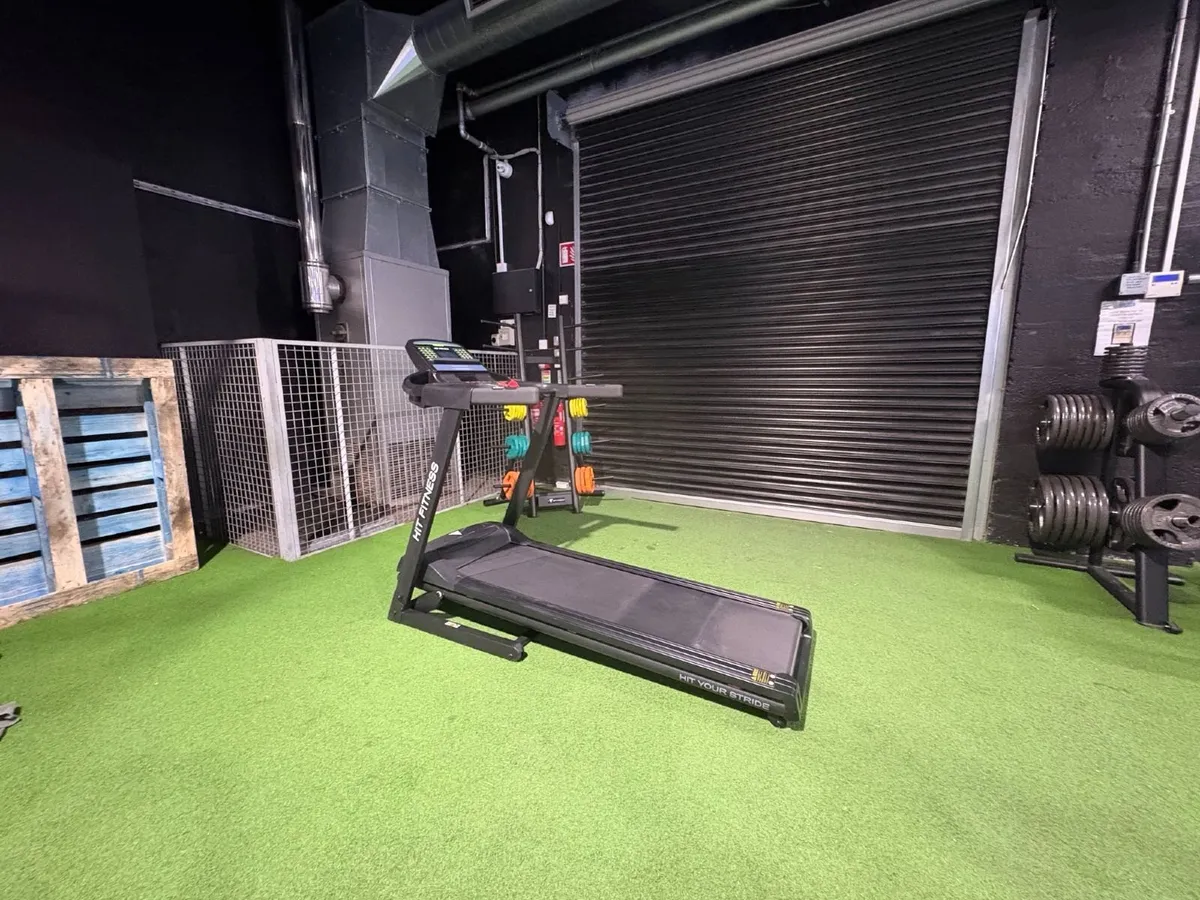 Hit Fitness H4 Folding Treadmill | 18 km/h - Image 1