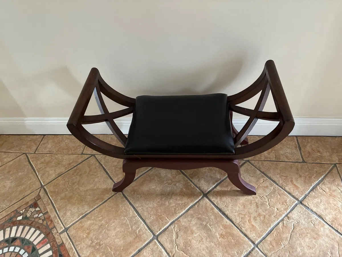 Vintage phone stool - Image 1