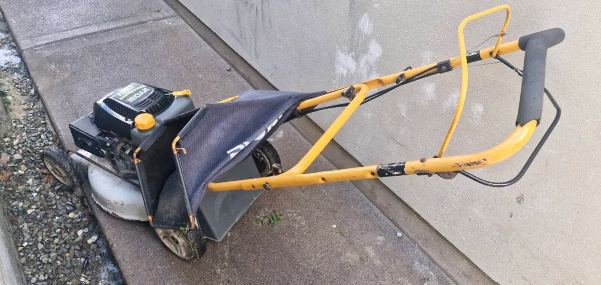 Lawnmower for sale