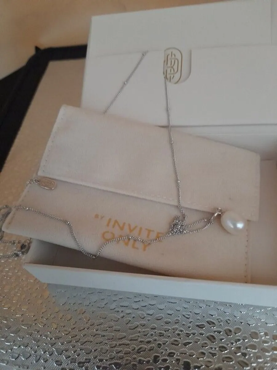 pendant - Image 4