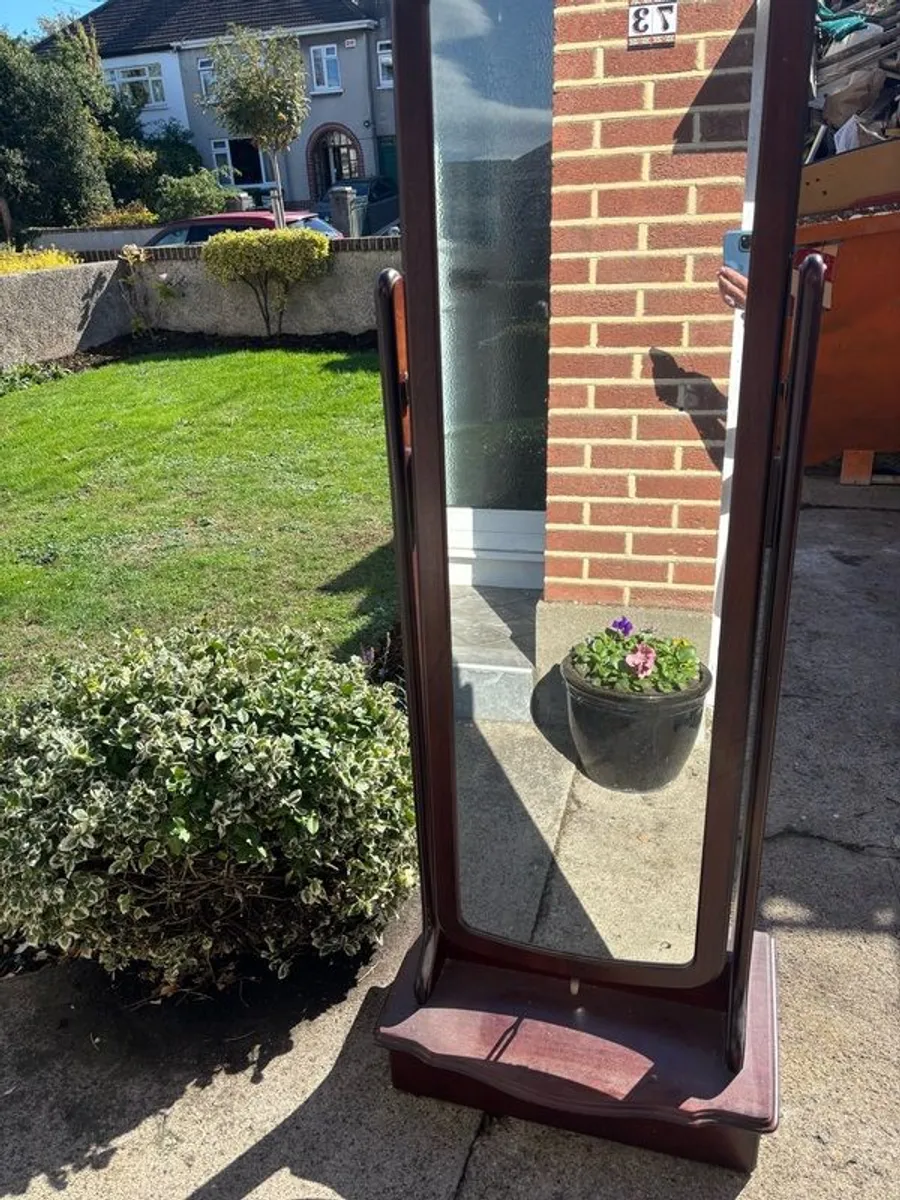 cheval mirror - Image 1