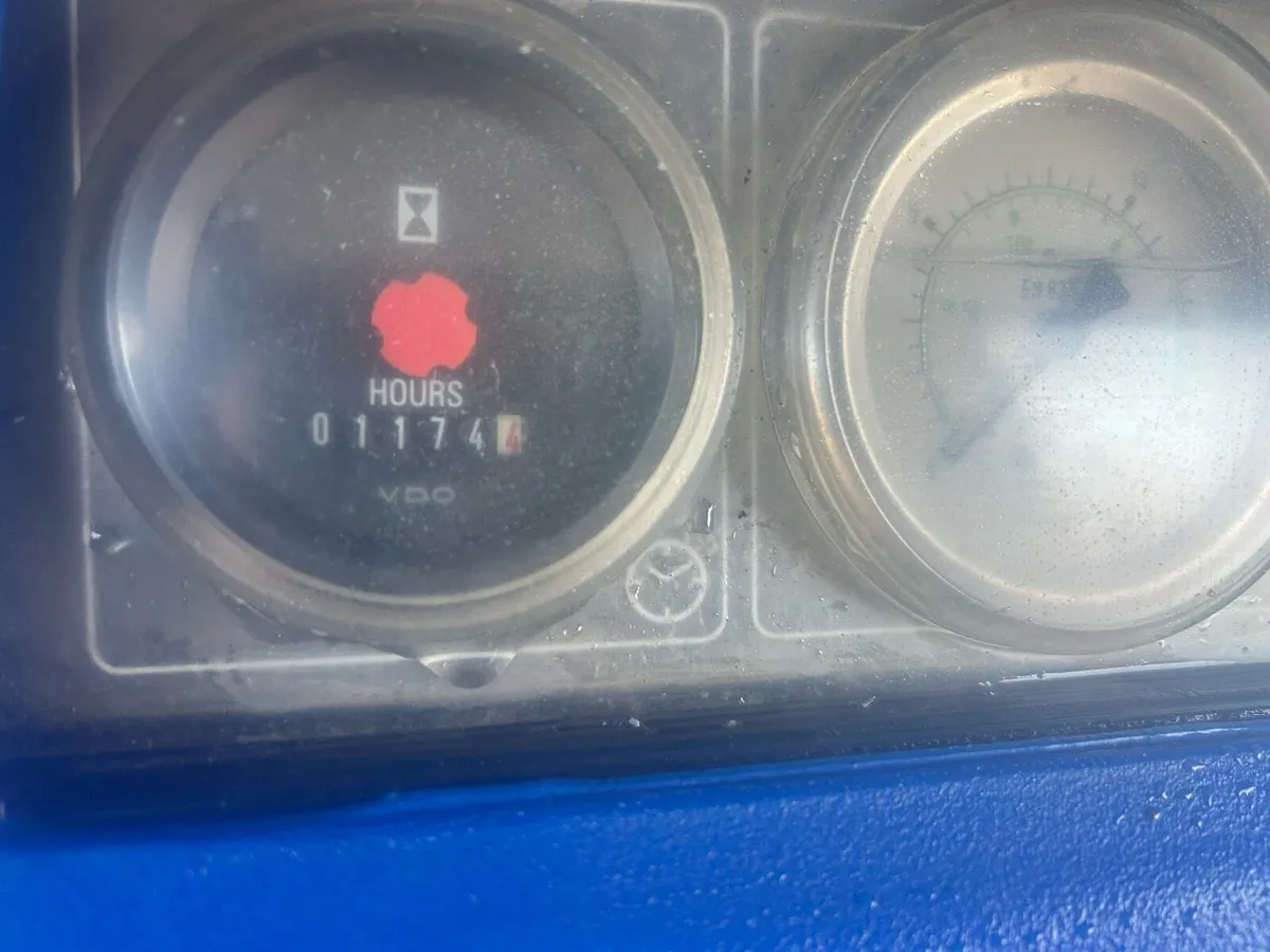 Atlas Copco XAS 47 KD Compressor 1174 Hours 90CFM - Image 4