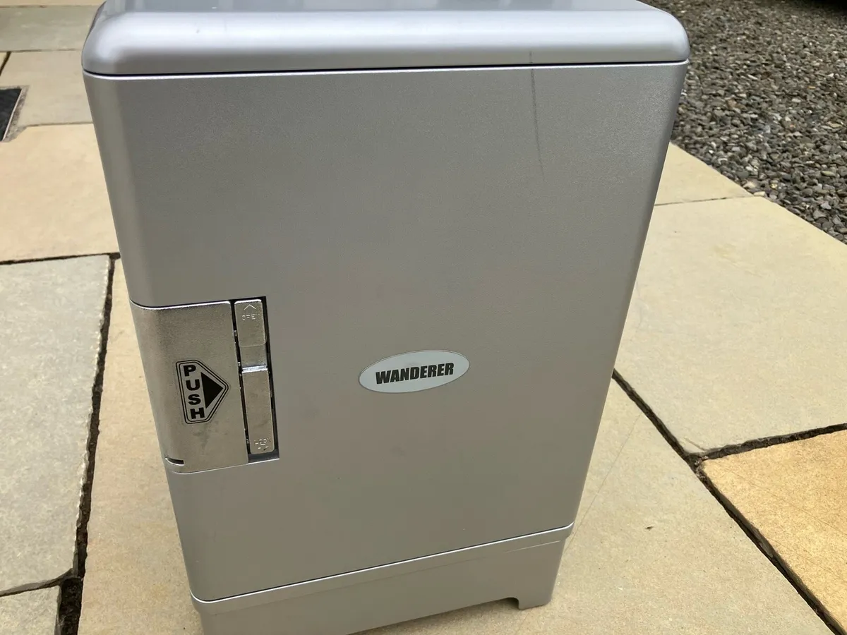 Portable Fridge - Image 2