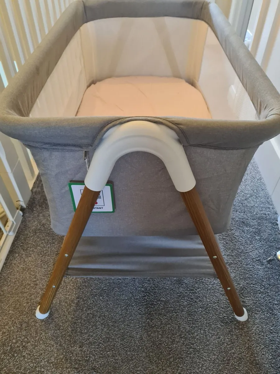 You & Me Crib - Image 1