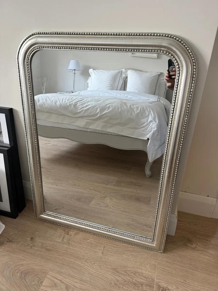 Mirror - Image 1