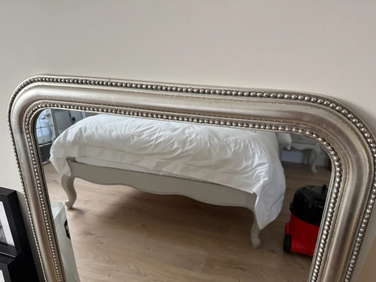 Mirror - Image 2