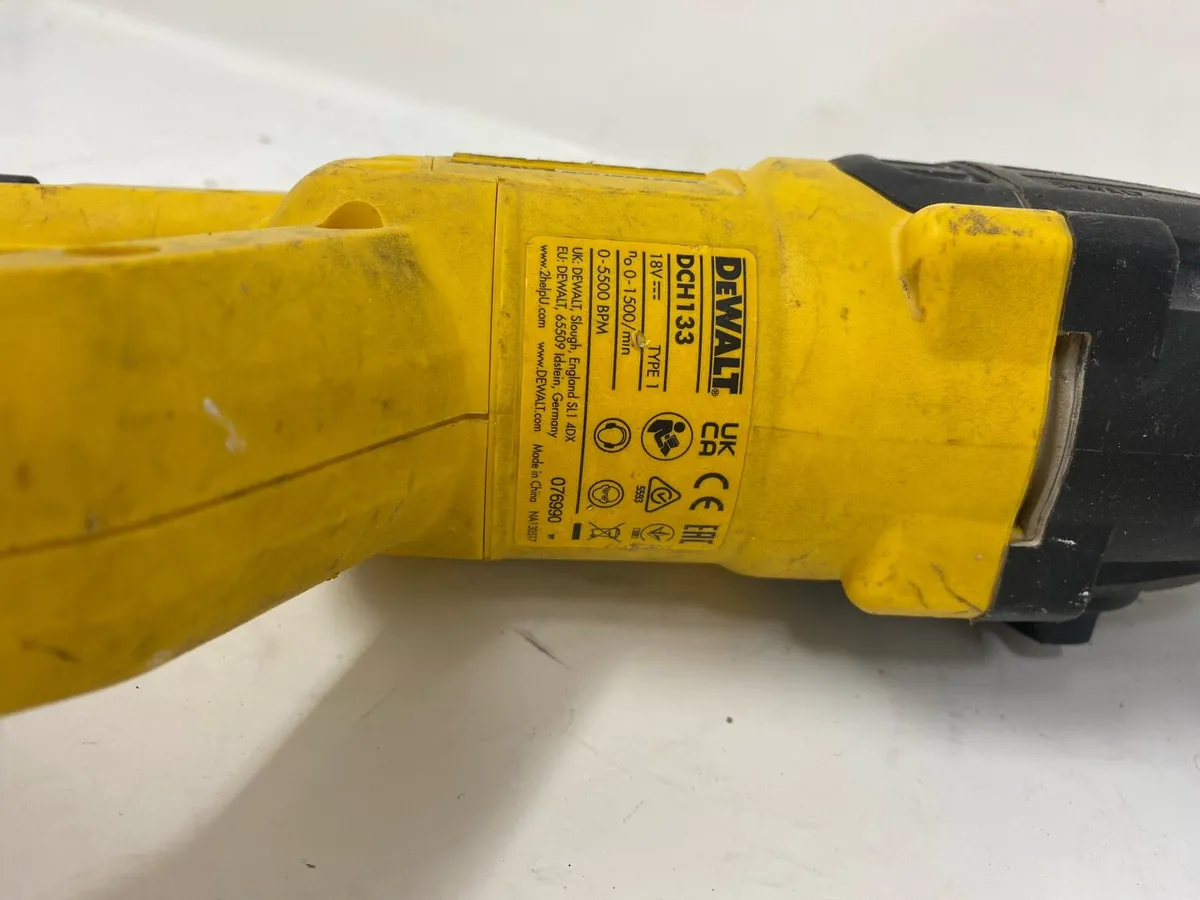 DeWalt DCH133 18V XR Brushless SDS Plus Drill - Image 3