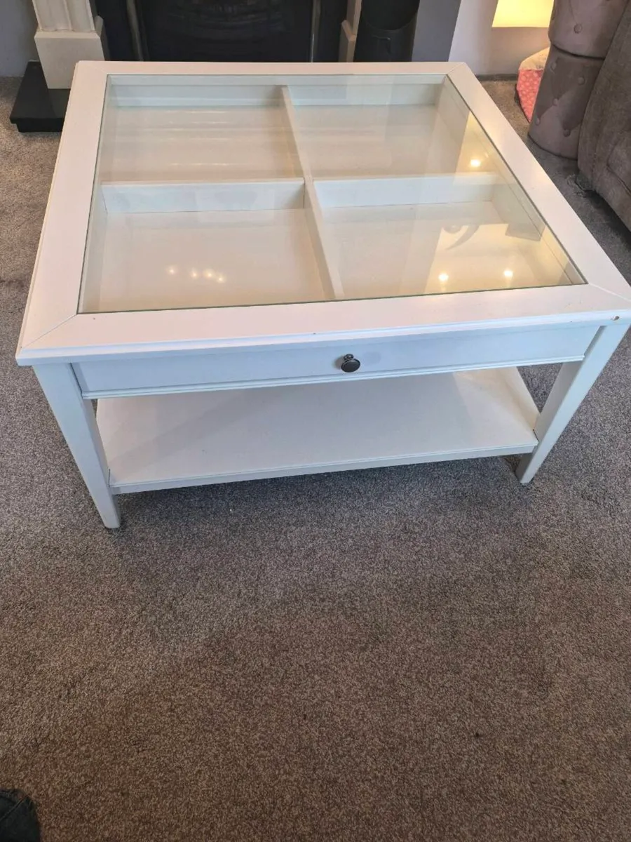 Coffee table - Image 1