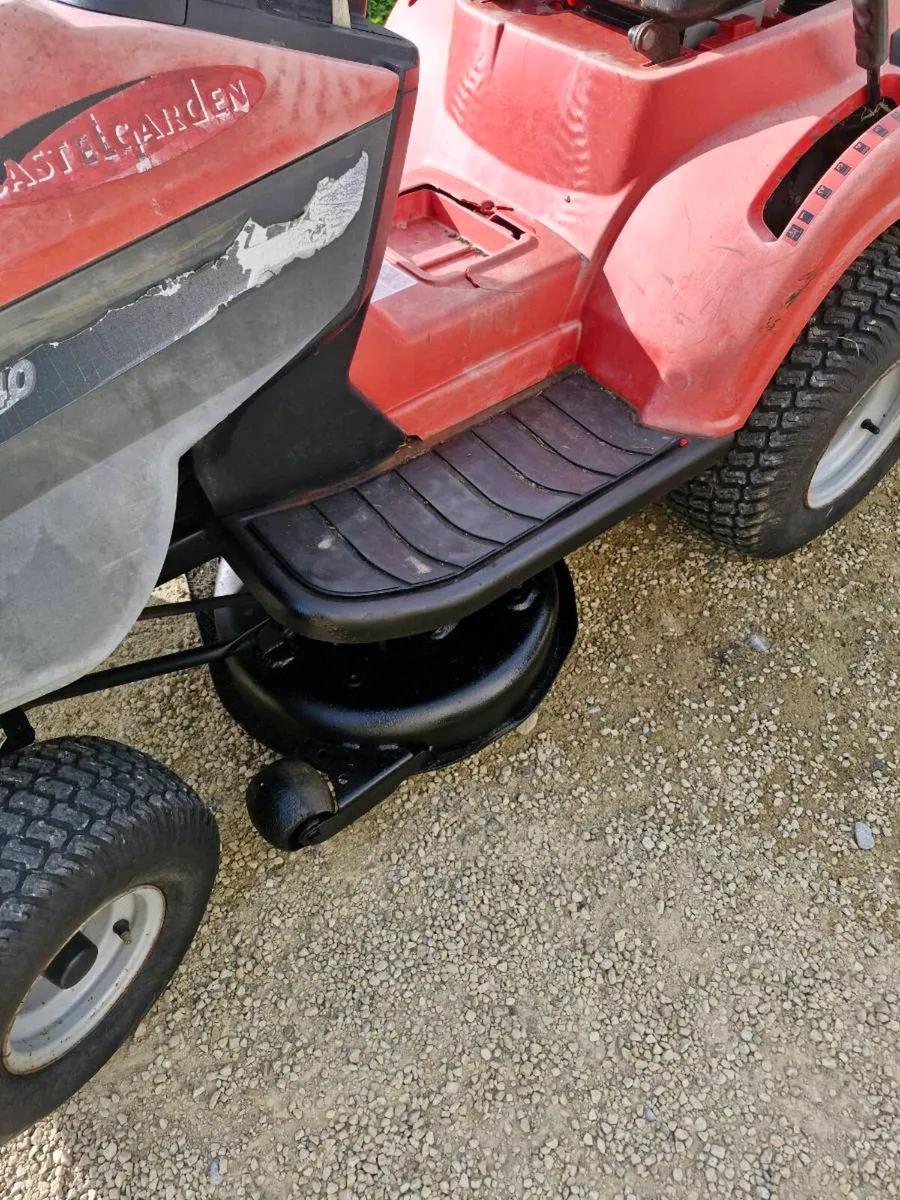 Castlegarden 2012 Ride on Mower DELIVERY AVAILABLE - Image 3