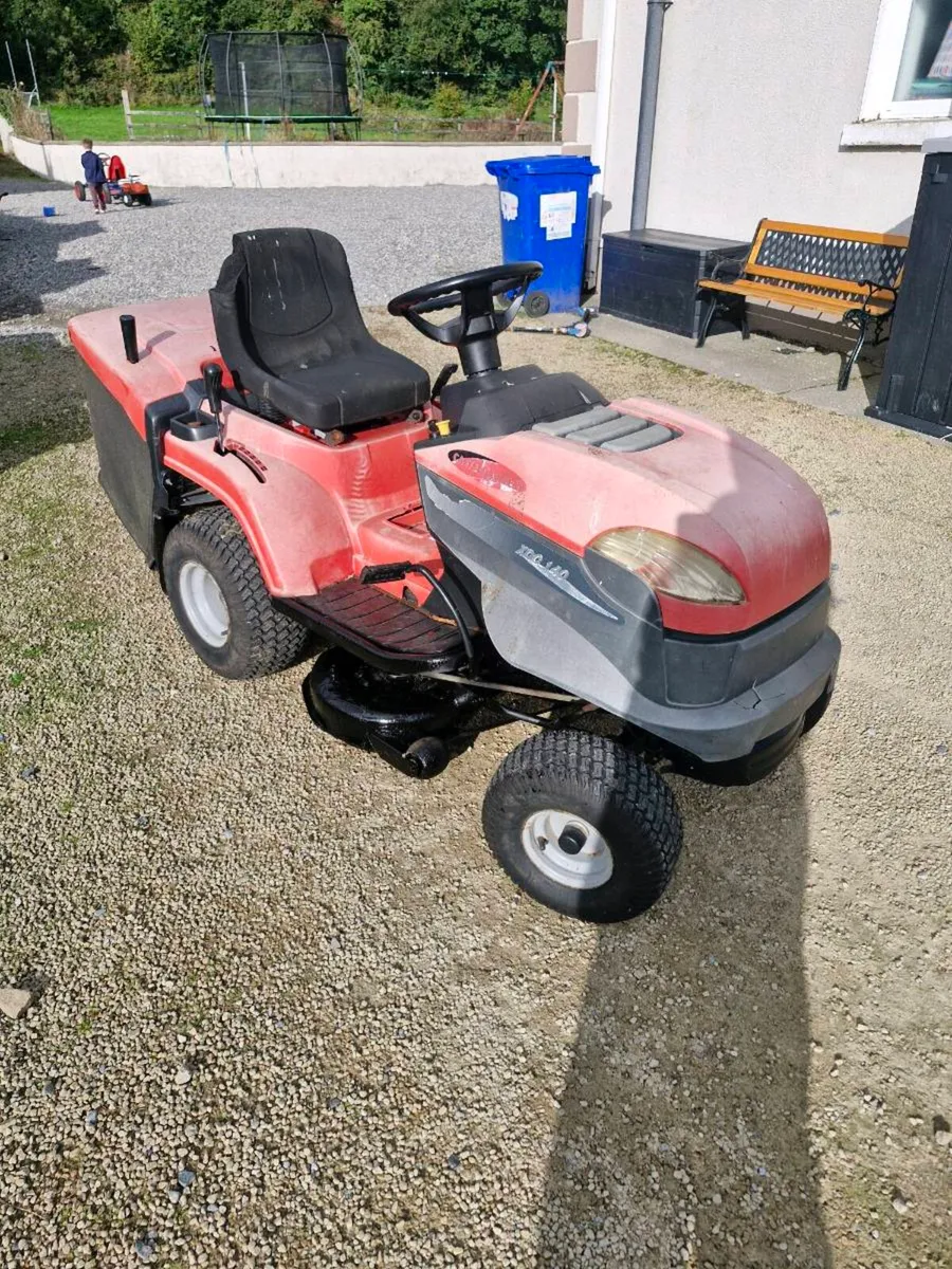 Castlegarden 2012 Ride on Mower DELIVERY AVAILABLE - Image 1