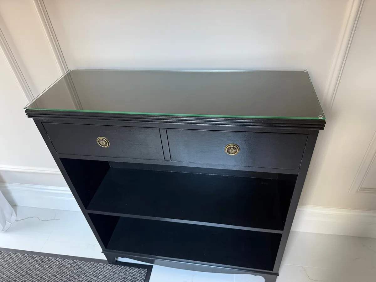 Solid mahogany black bookcase/display unit - Image 3