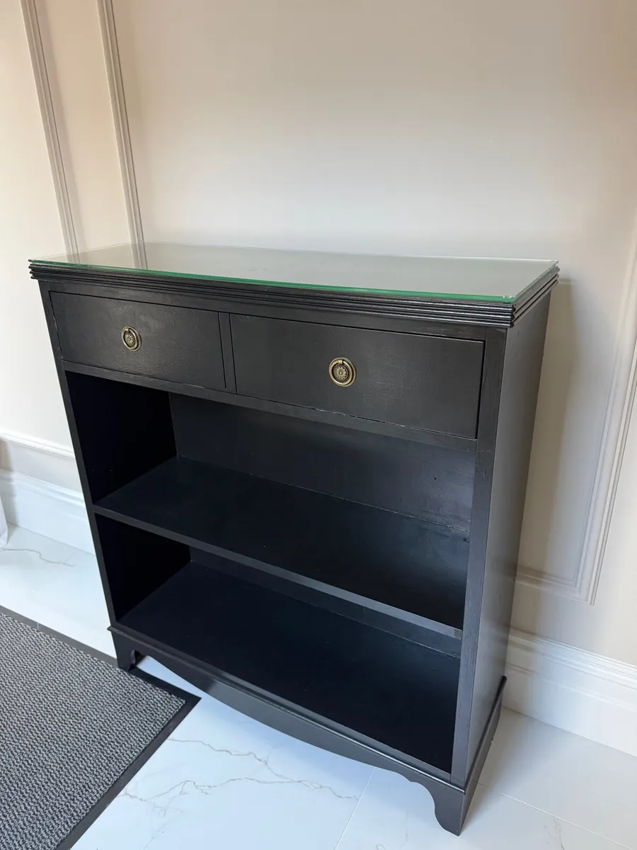 Solid mahogany black bookcase/display unit - Image 2