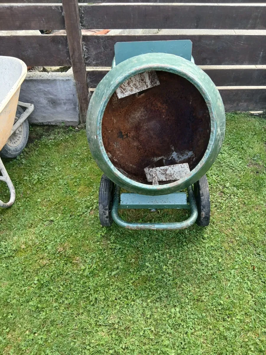 Belle Cement Mixer Petrol Engine - Image 2