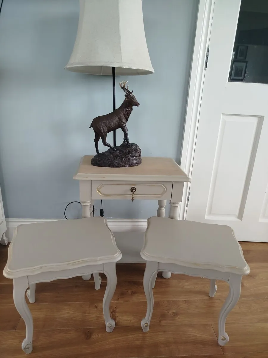Lamp table and sidetables - Image 1