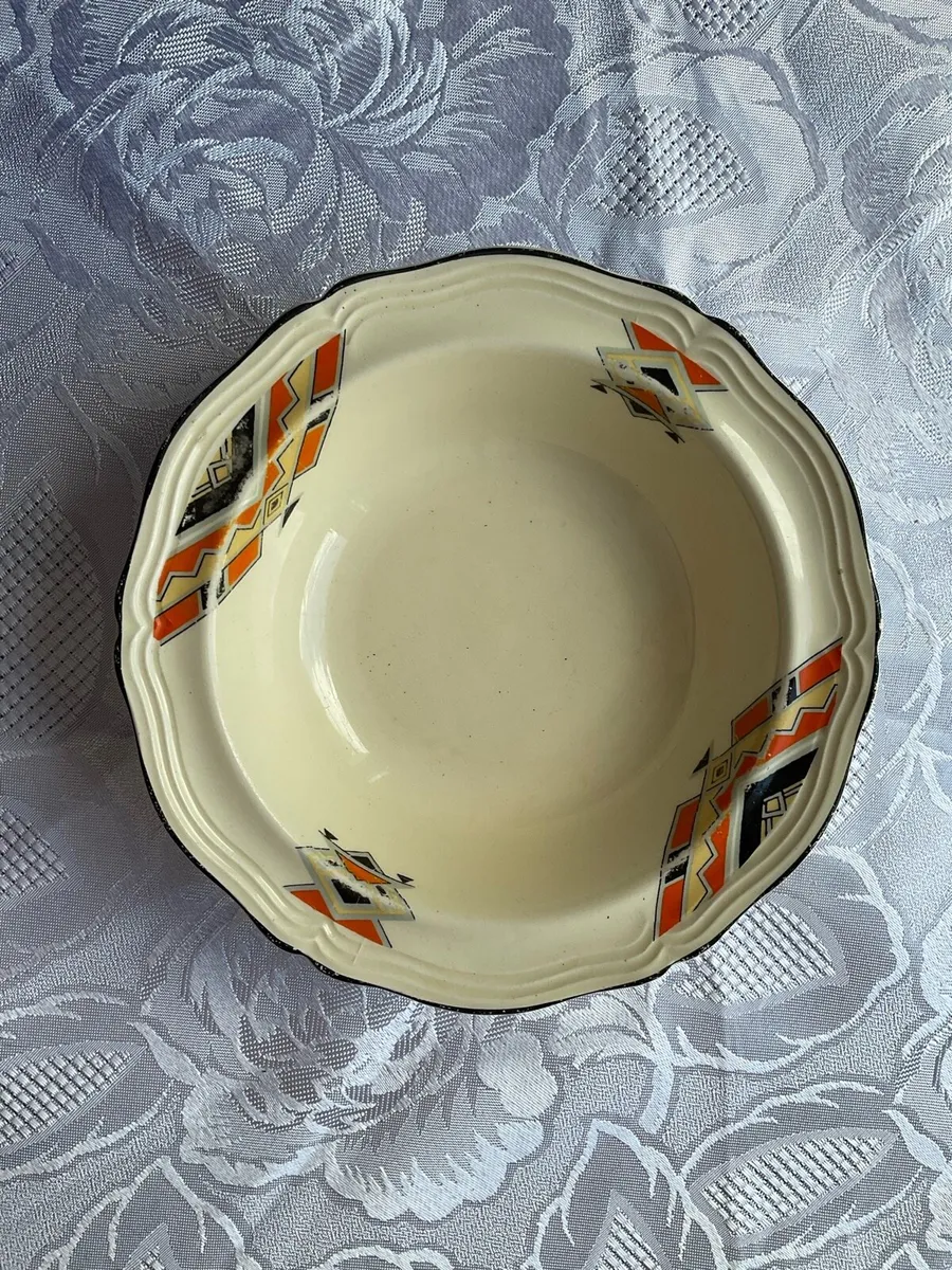 Vintage bowls. - Image 2