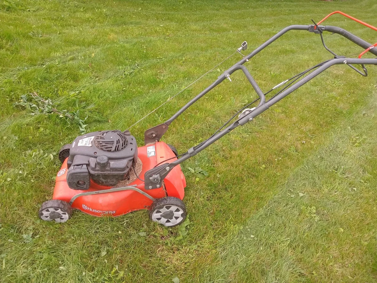 Lawnmower husquavrna - Image 2