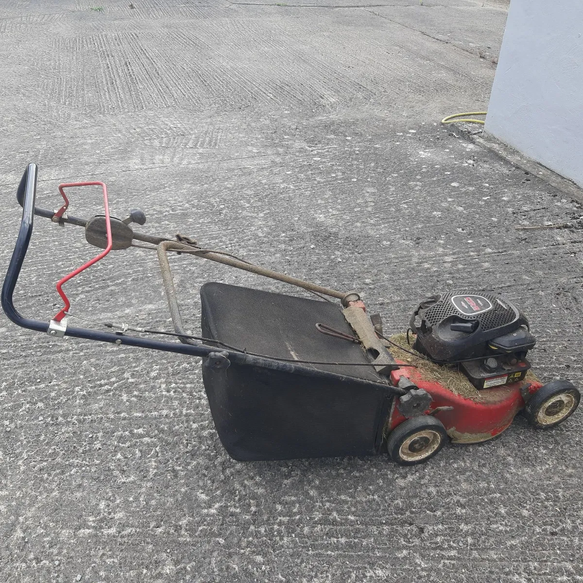 Briggs & Stratton 158cc Lawnmower (Can Deliver) - Image 3