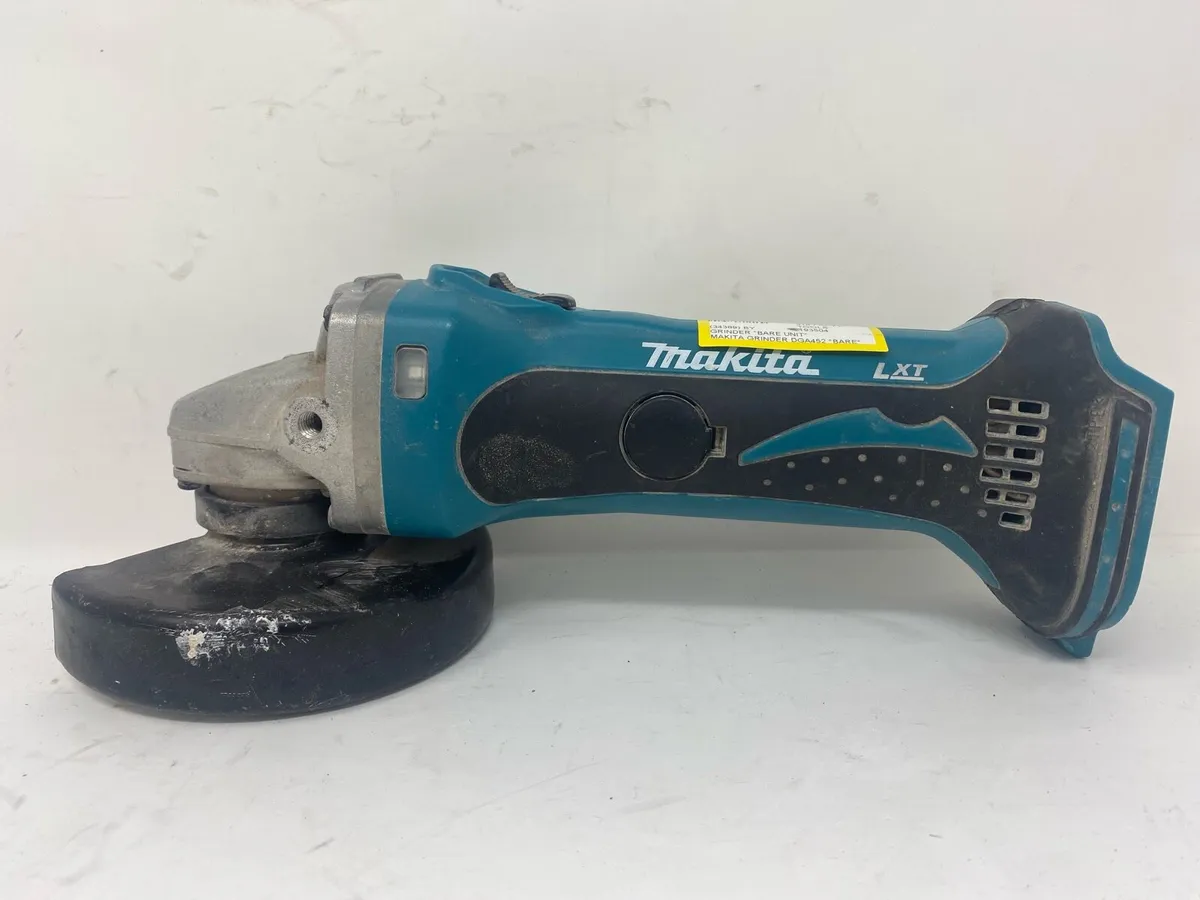 Makita DGA452 18V LXT 115mm Cordless Angle Grinder - Image 1