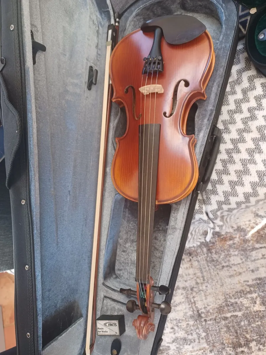 Violin - Image 1