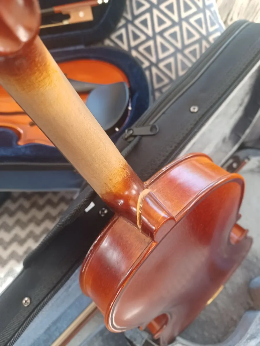Violin - Image 2