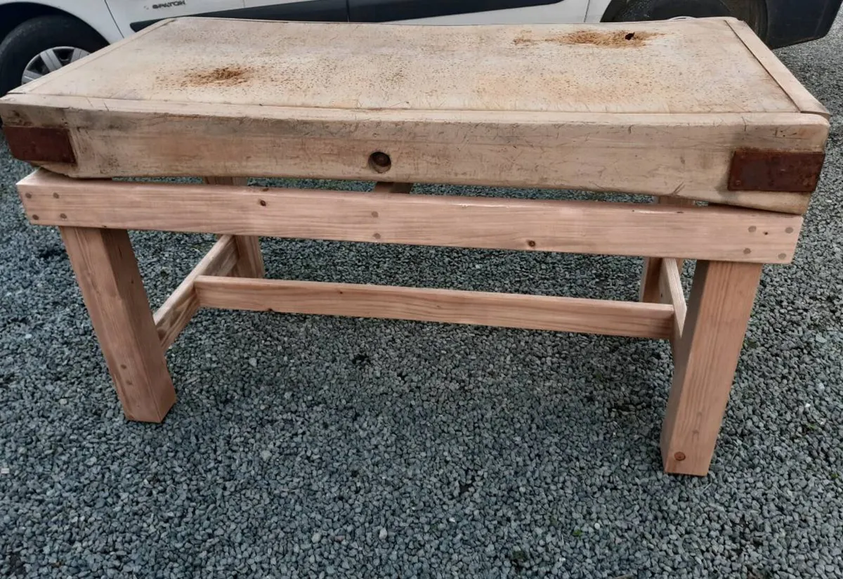 Butchers table - Image 1