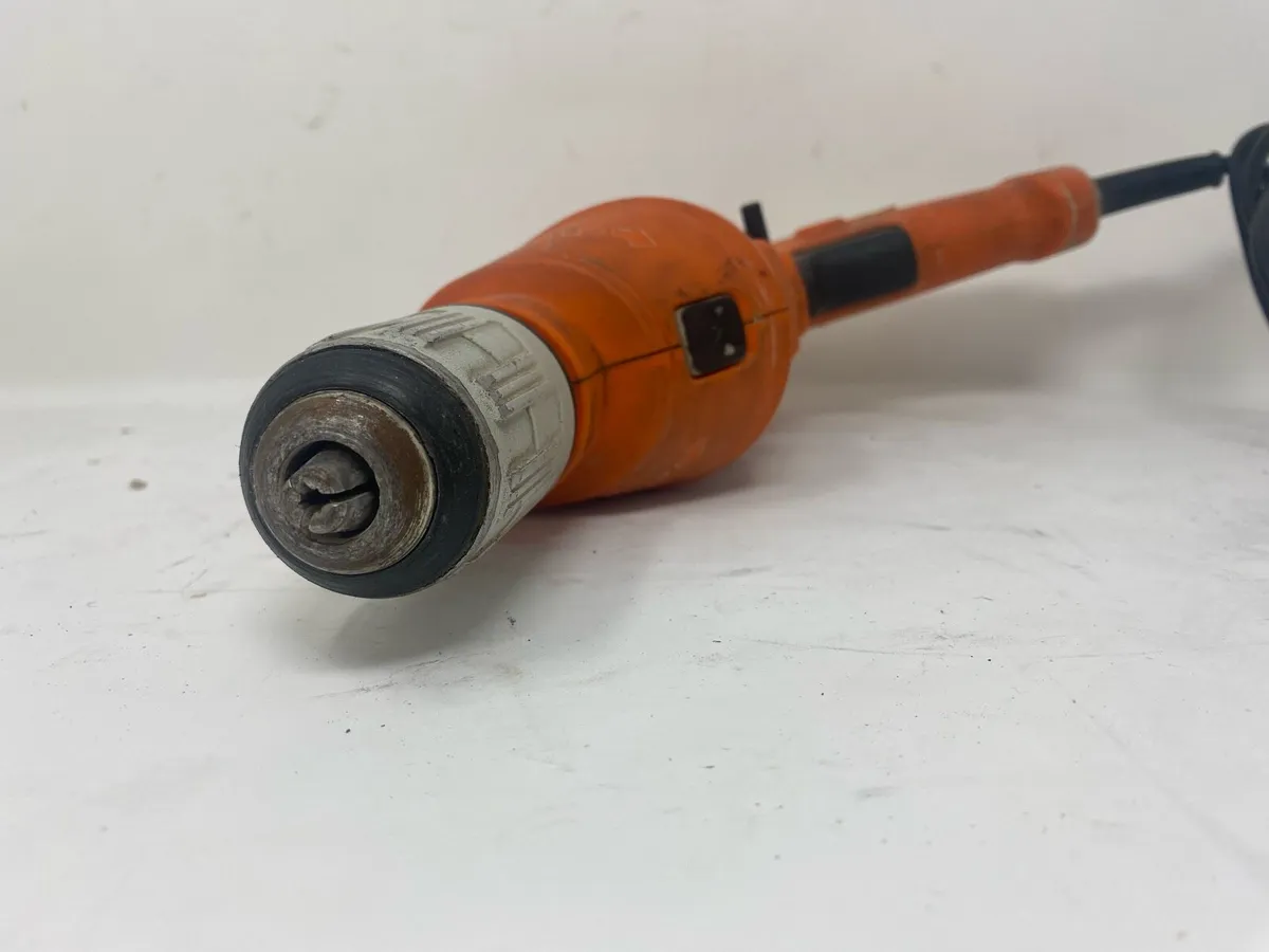 BLACK+DECKER KR504CRES 500W Corded Impact Drill - Image 3