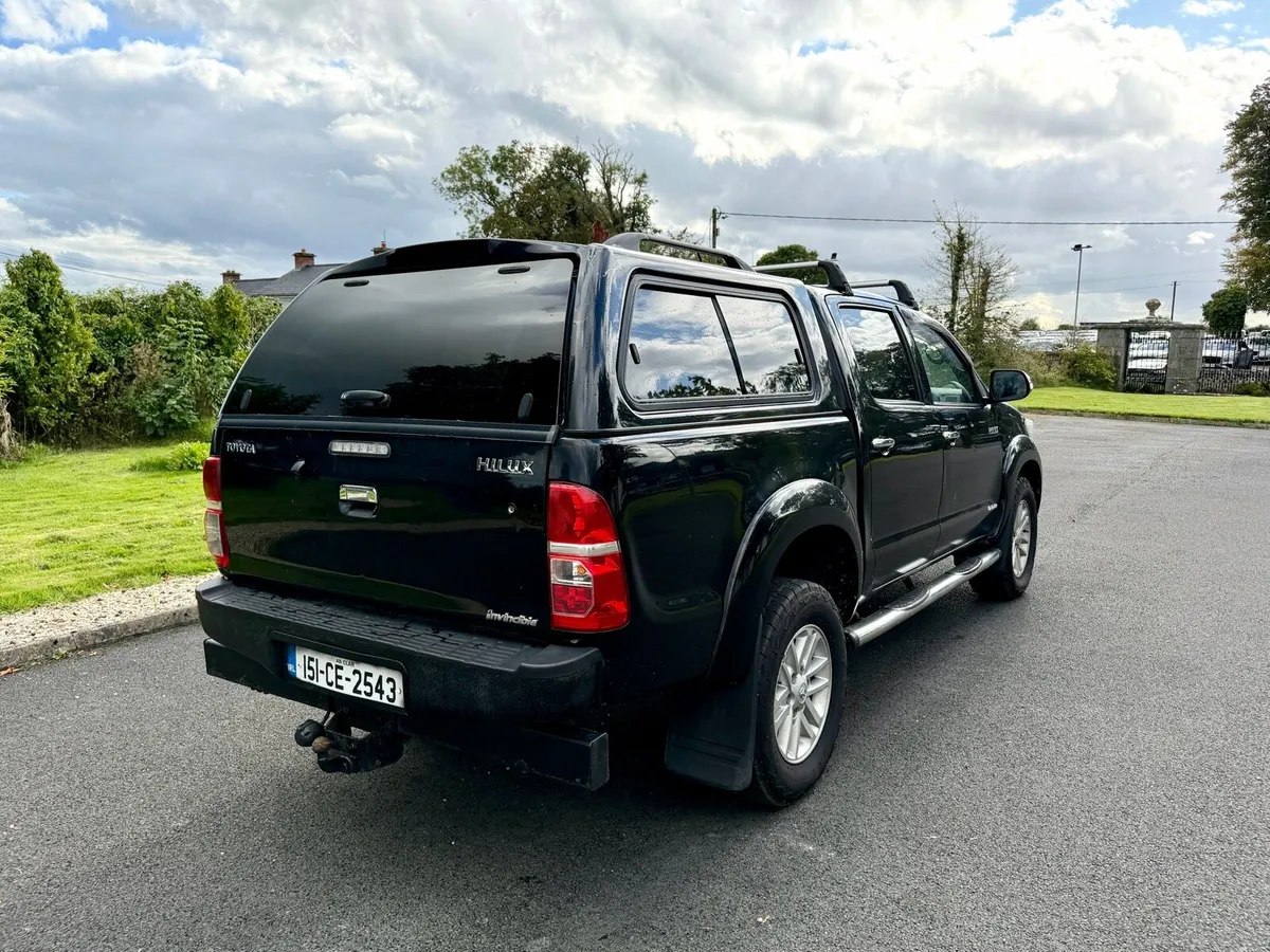151 Toyota Hi-Lux 3.0 D4D Auto Invincible - Image 4