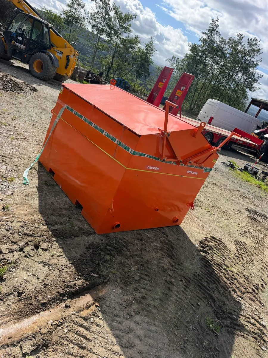 Insulated hot tar box - Image 3