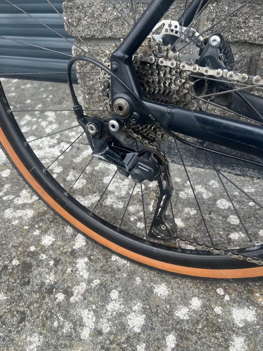 Gravel bike - Image 2