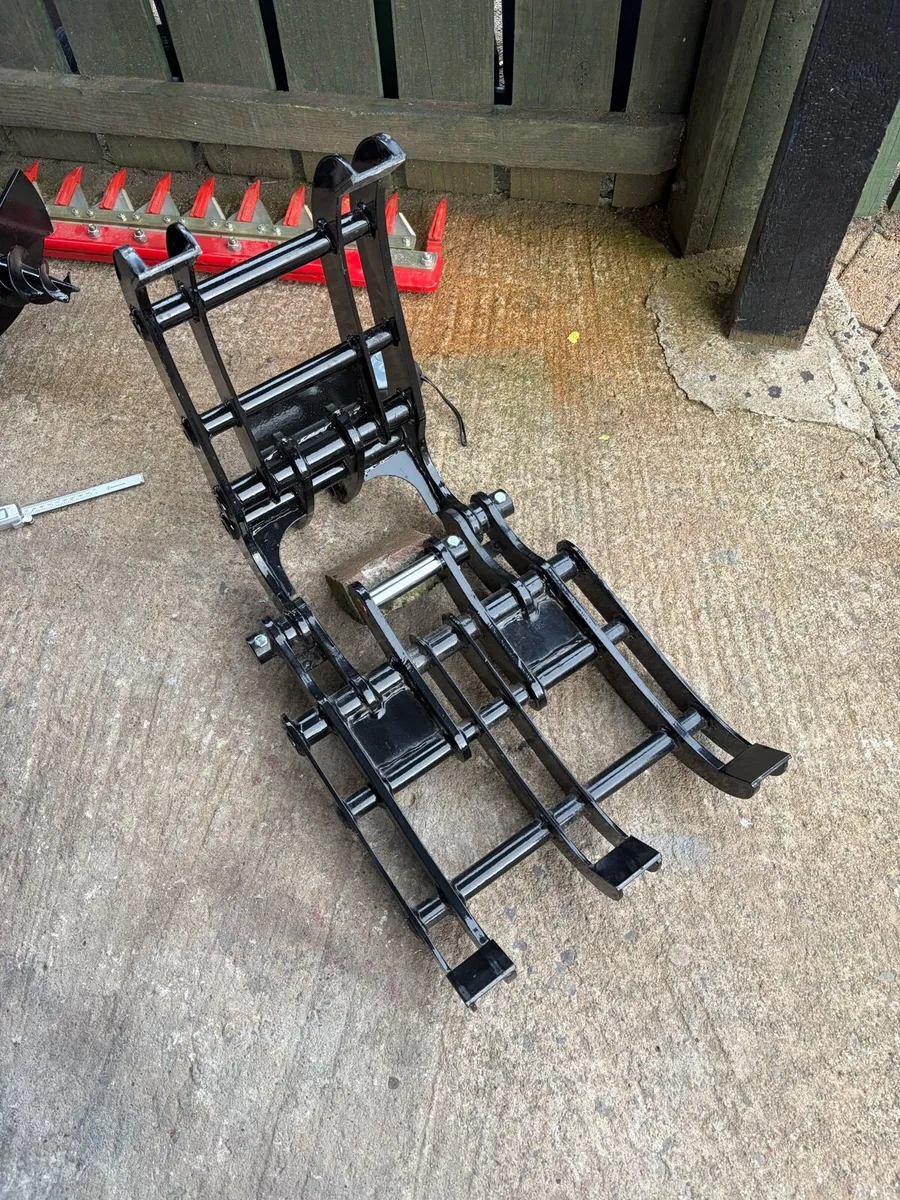 Brand New Mini Digger attachments - Image 2