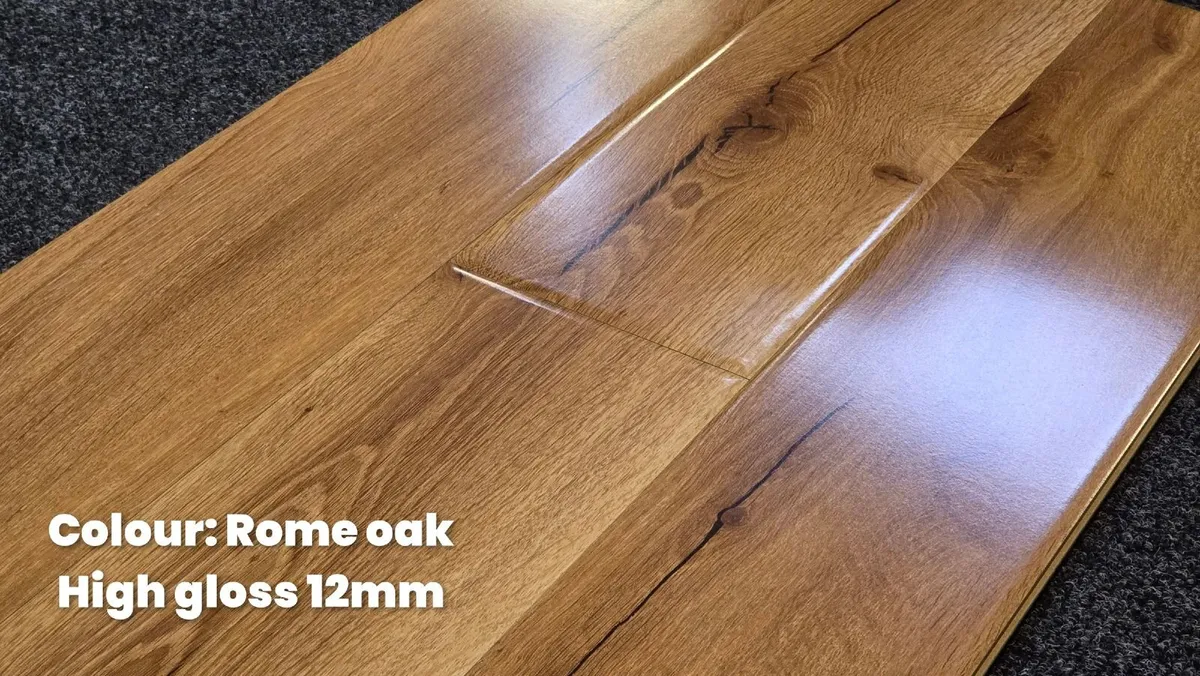 12mm High Gloss Rome Oak Laminate Flooring - Image 2