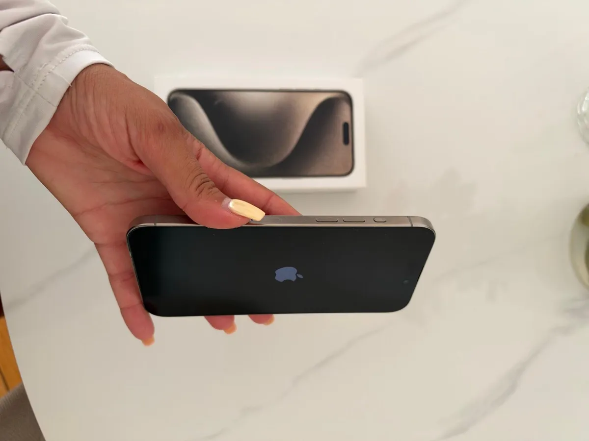 Iphone 15 Pro Max 256gb - Image 3