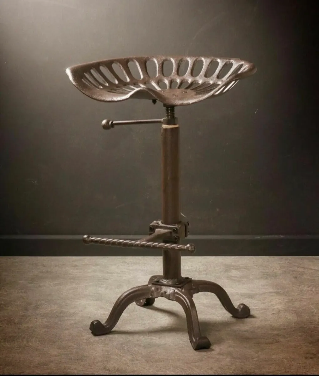 Cast Iron Tractor Style Kitchen Bar Stool NEW - Image 1