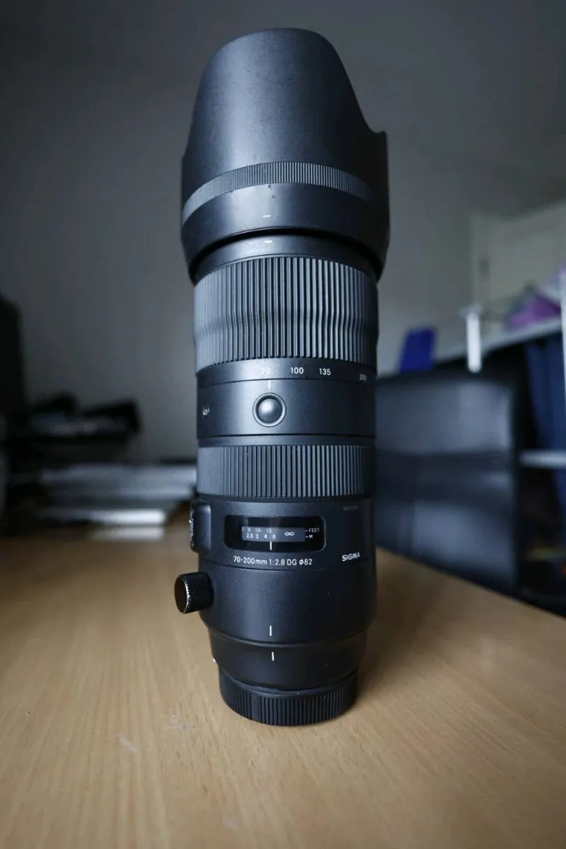 Sigma 70-200 f2.8 DG OS HSM Lens - Image 1