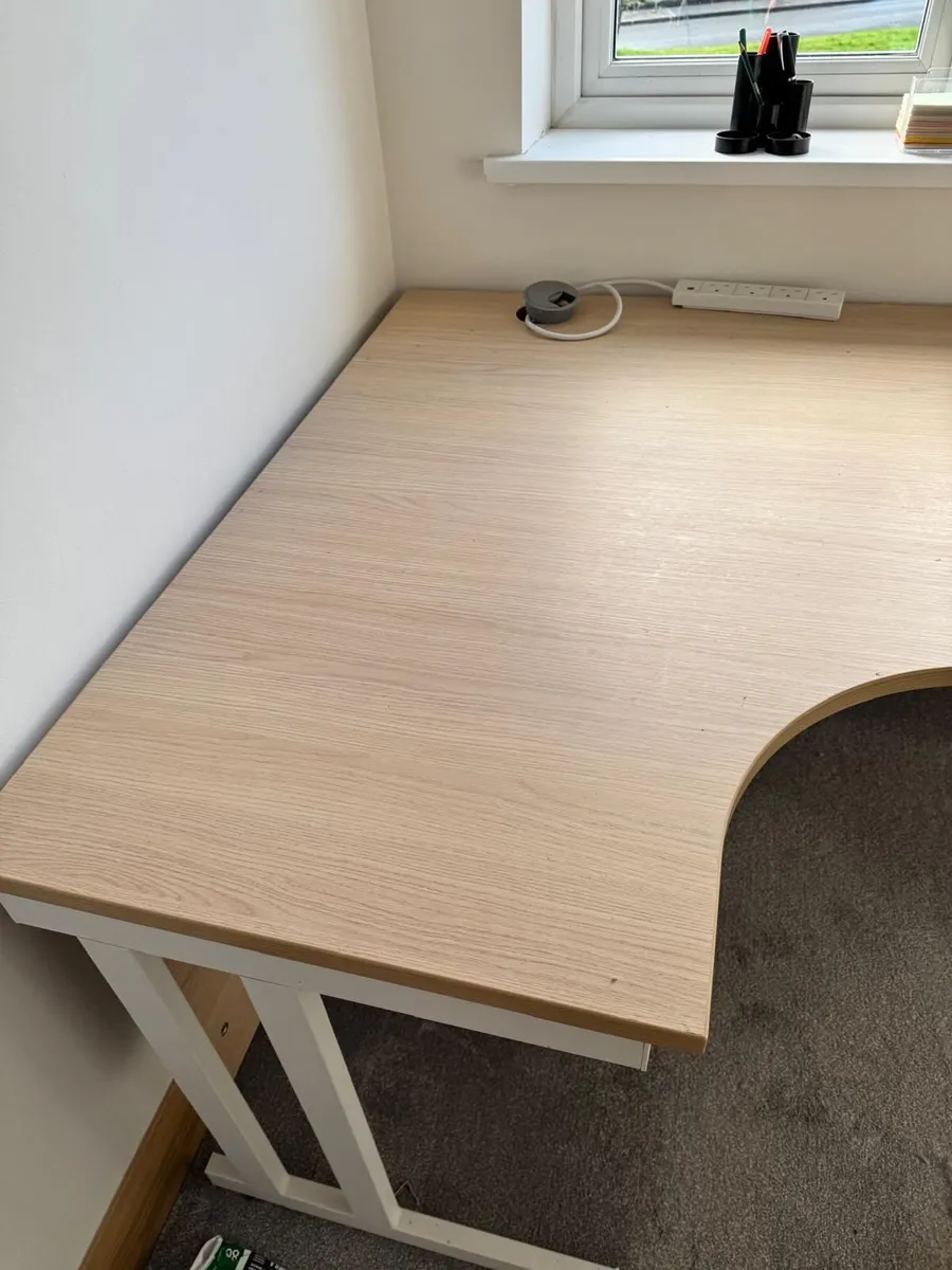 Desk - Image 1