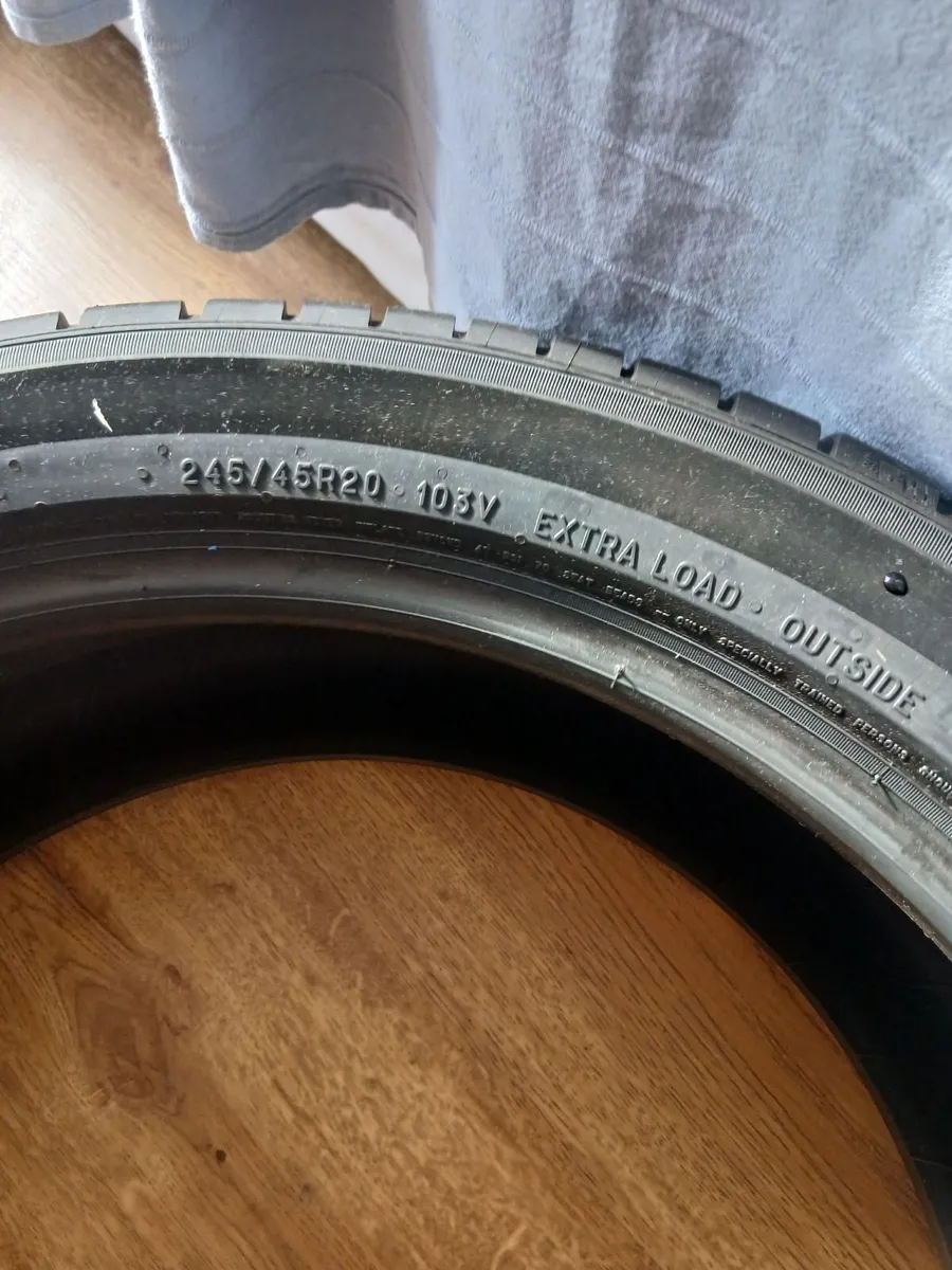 EV Car tyres 245/45/R20 - Image 1