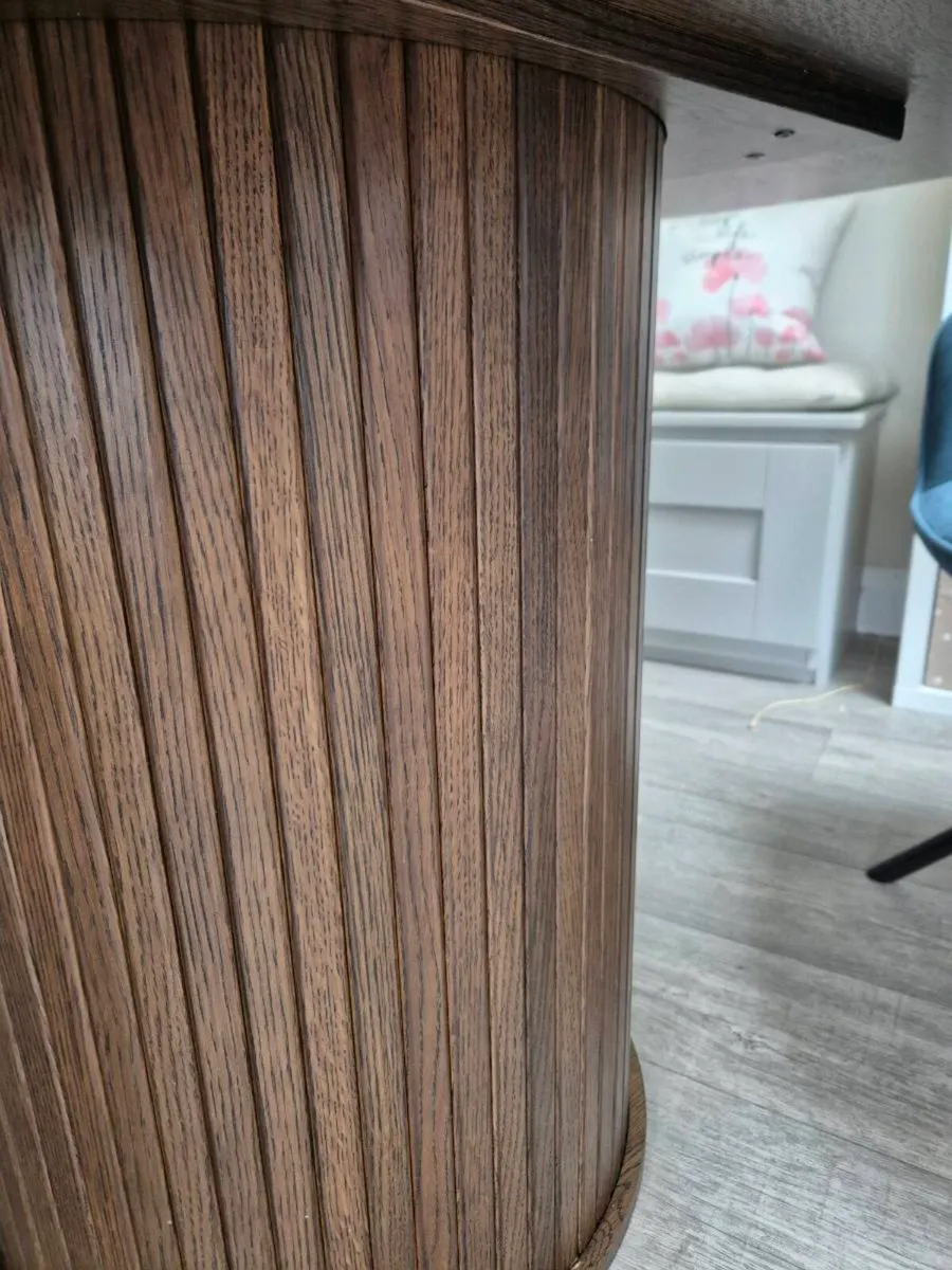 Kitchen Table - Image 2
