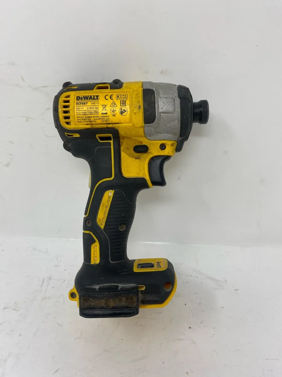 DEWALT DCF887 18V XR Cordless 3-Speed Driver - Image 3