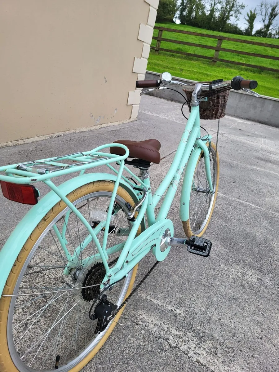 Girls Bicycle - Image 3