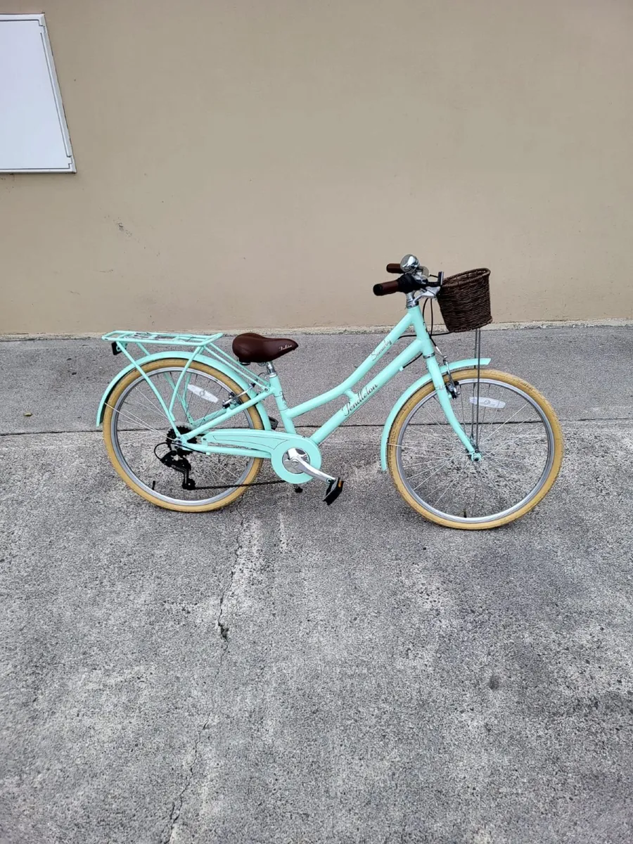 Girls Bicycle - Image 4