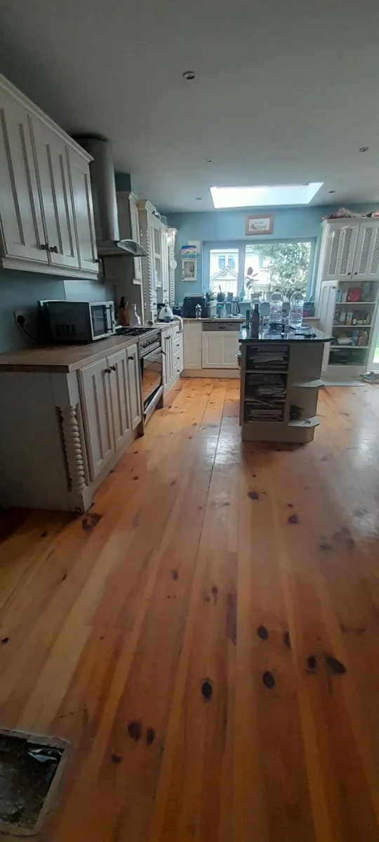Kitchen and timber flooring - Image 2