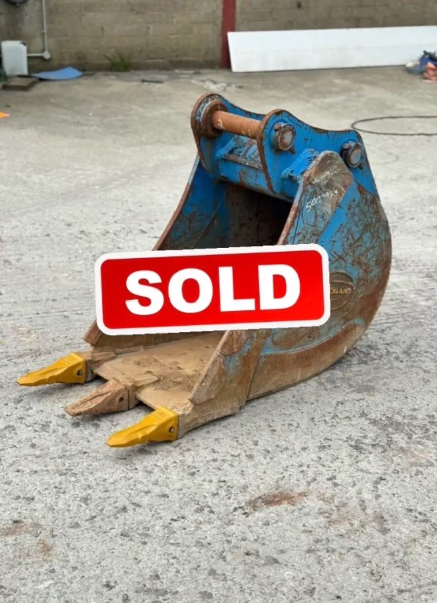 24” Strickland 65mm Bucket - Image 1