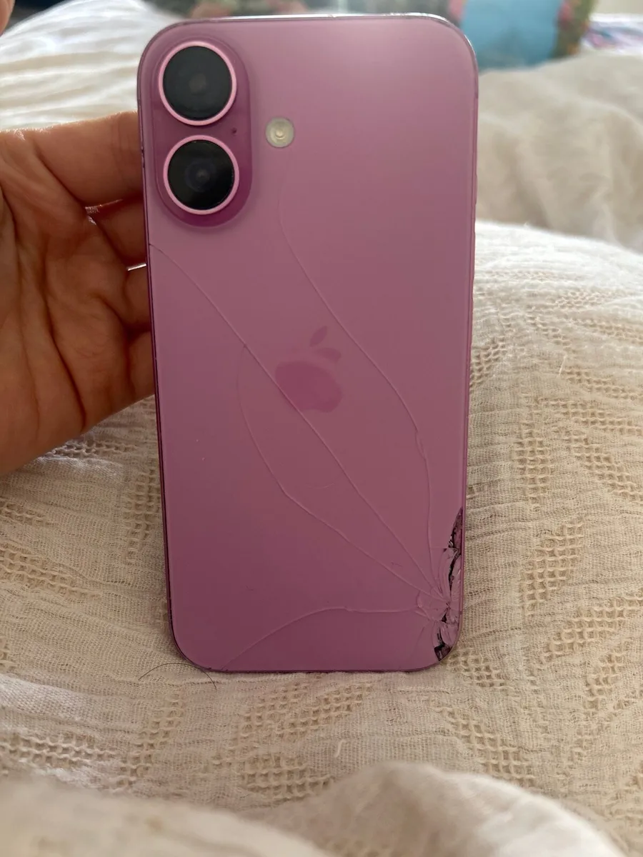 IPhone 16 - Image 2