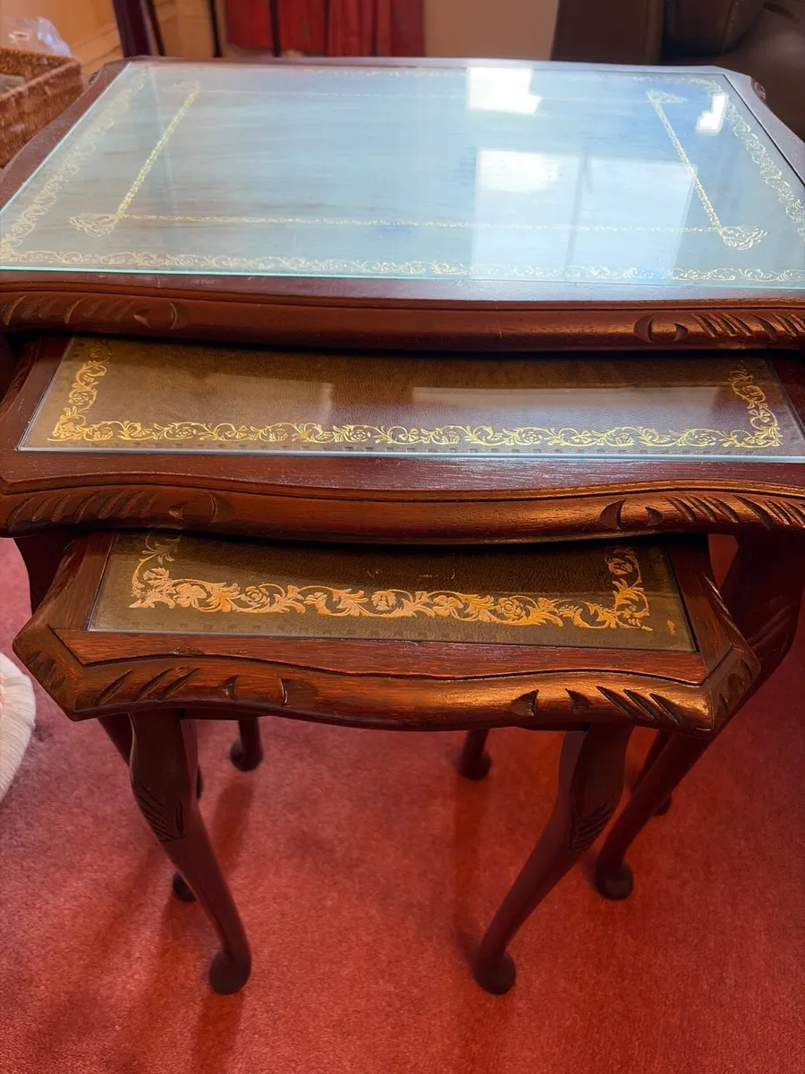 Vintage Carved Wooden Nest of 3 Tables - Image 3