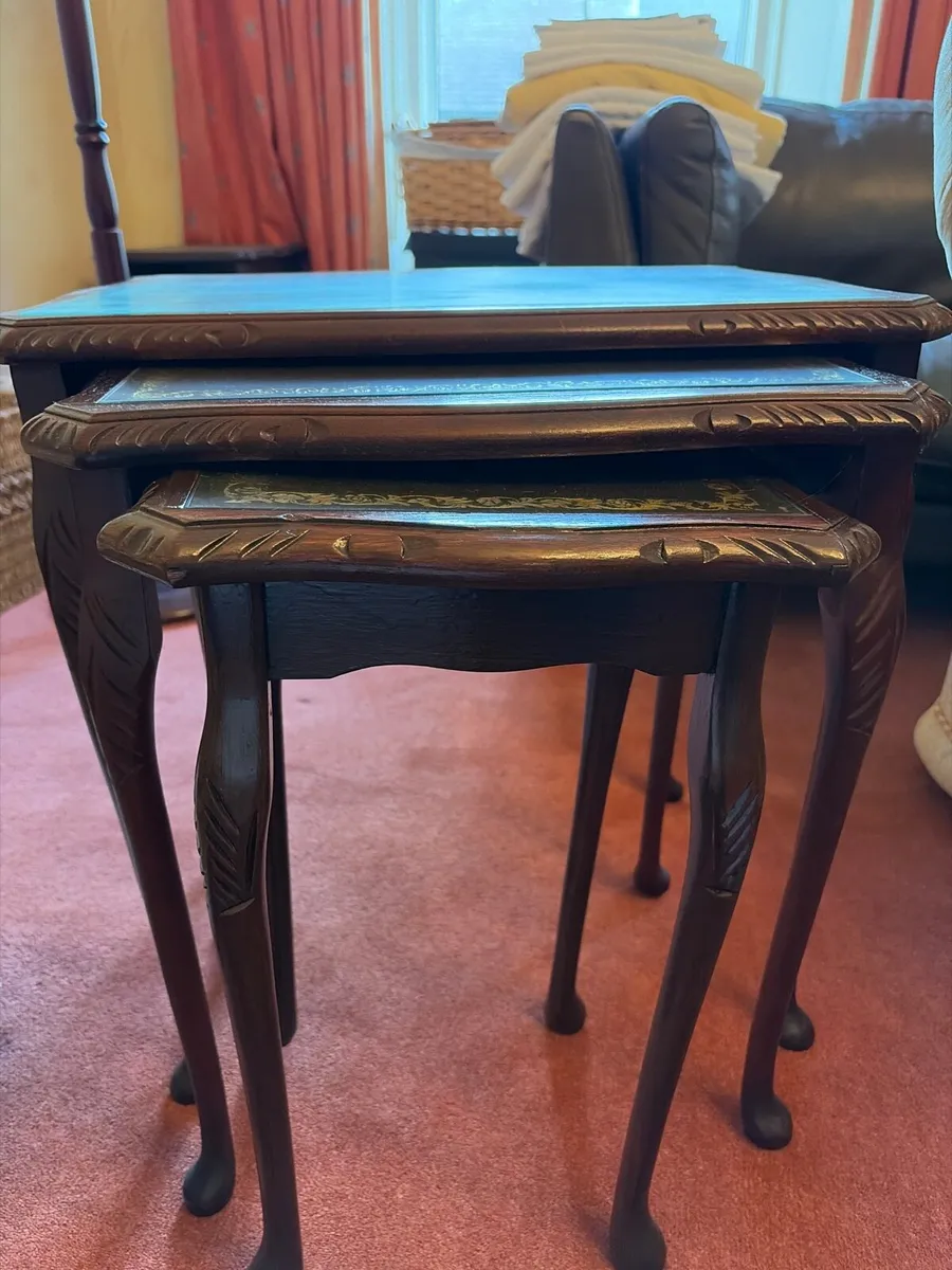 Vintage Carved Wooden Nest of 3 Tables - Image 4