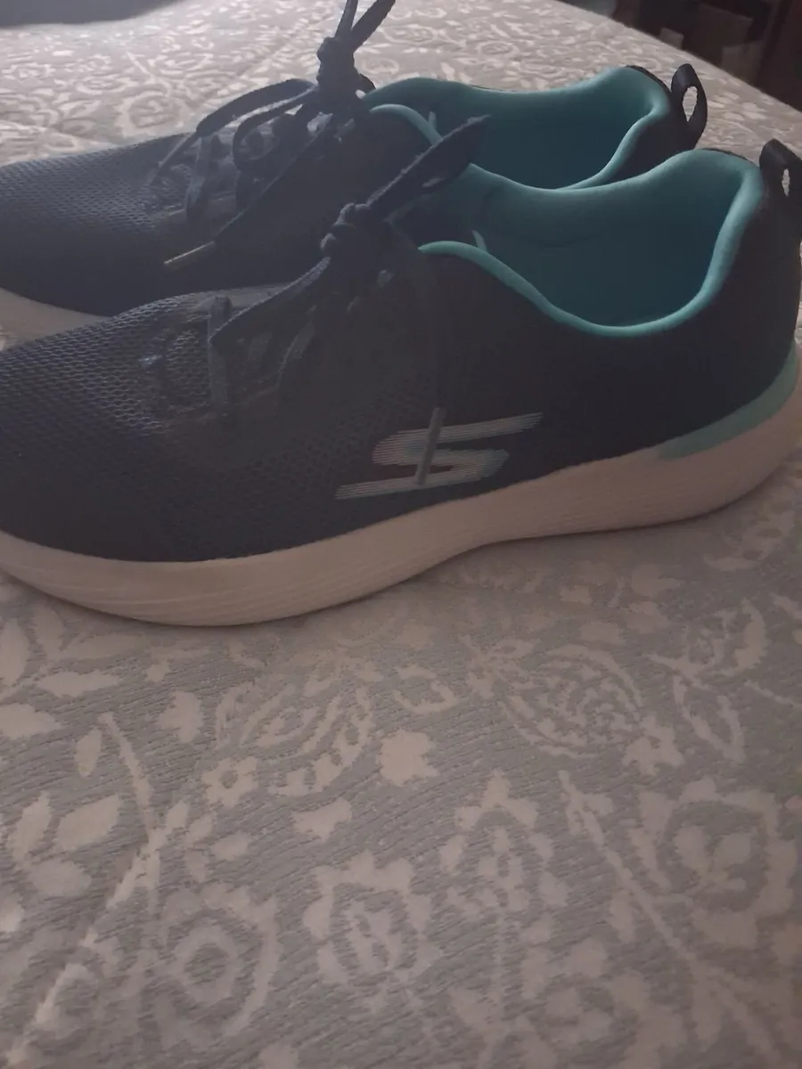 Trainers - Image 2