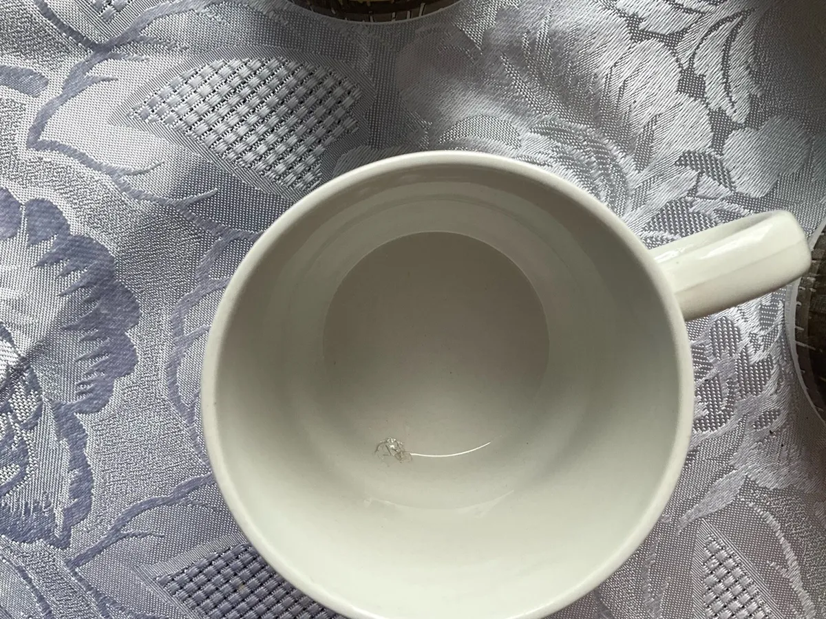 Vintage  cups x 4. - Image 4