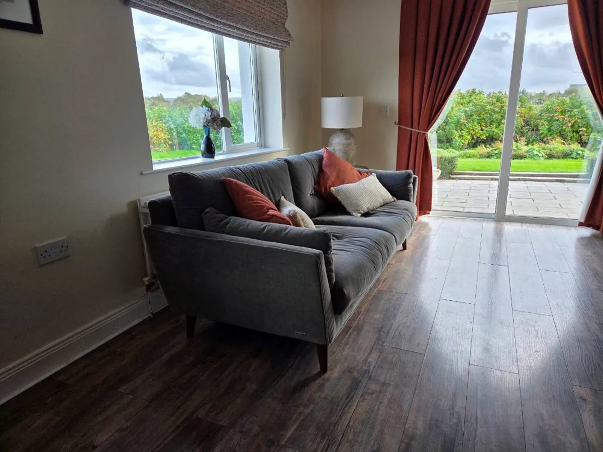 Sofa - Image 3